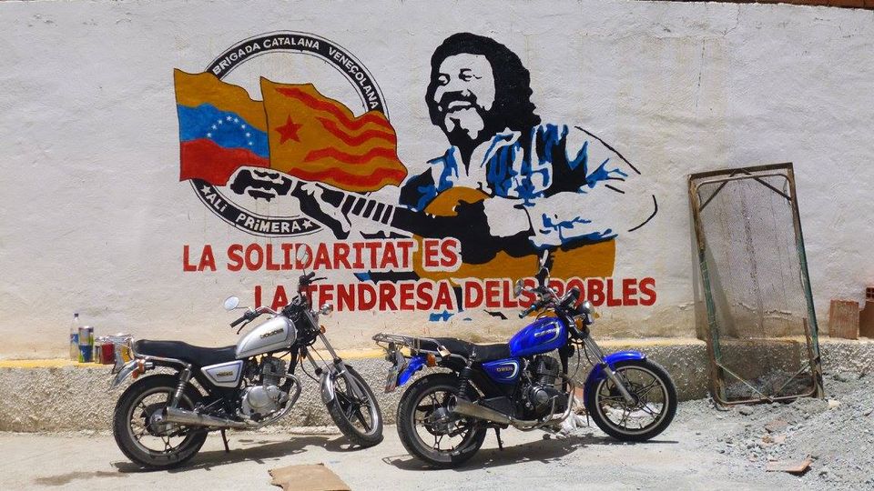 Caracas: la solidaritat és la tendresa dels pobles